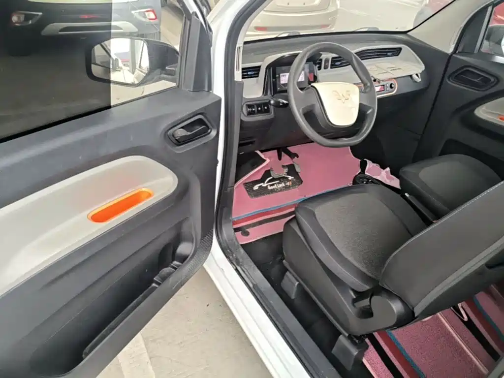 Wuling MINIEV — миниатюра 16