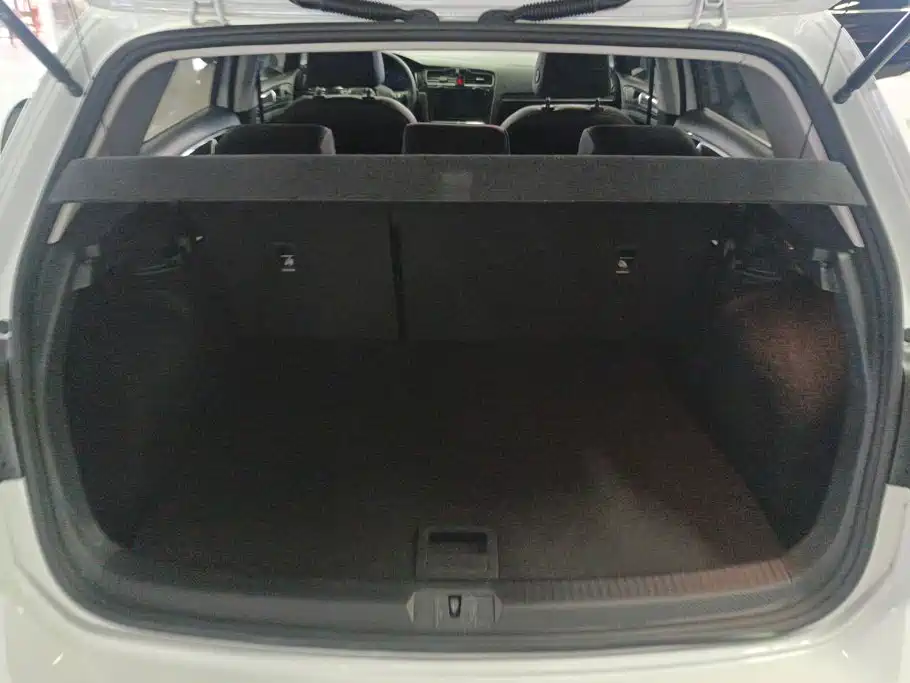 Volkswagen Golf — миниатюра 4