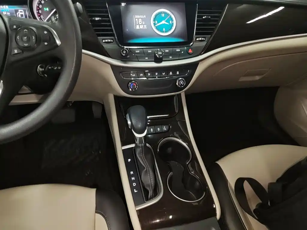 Buick Verano — миниатюра 14