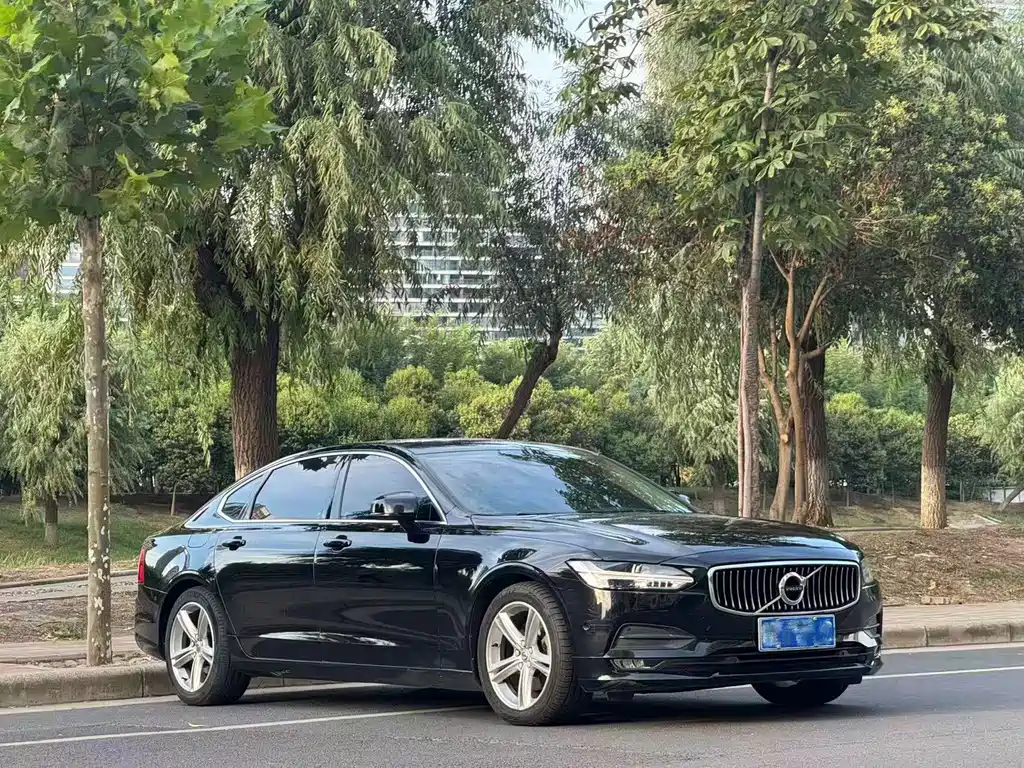 Volvo S90 — миниатюра 3
