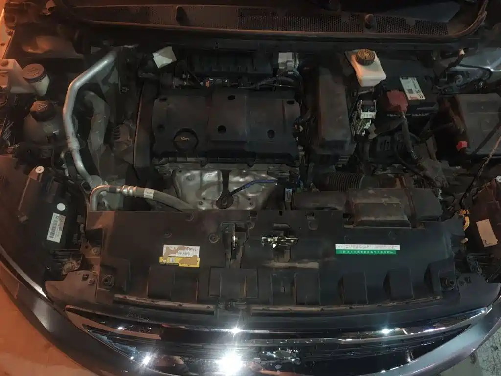 Peugeot 308 — миниатюра 21
