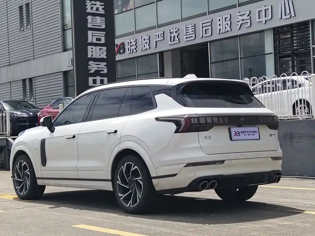 Lynk & Co 09 EM-P — миниатюра 7