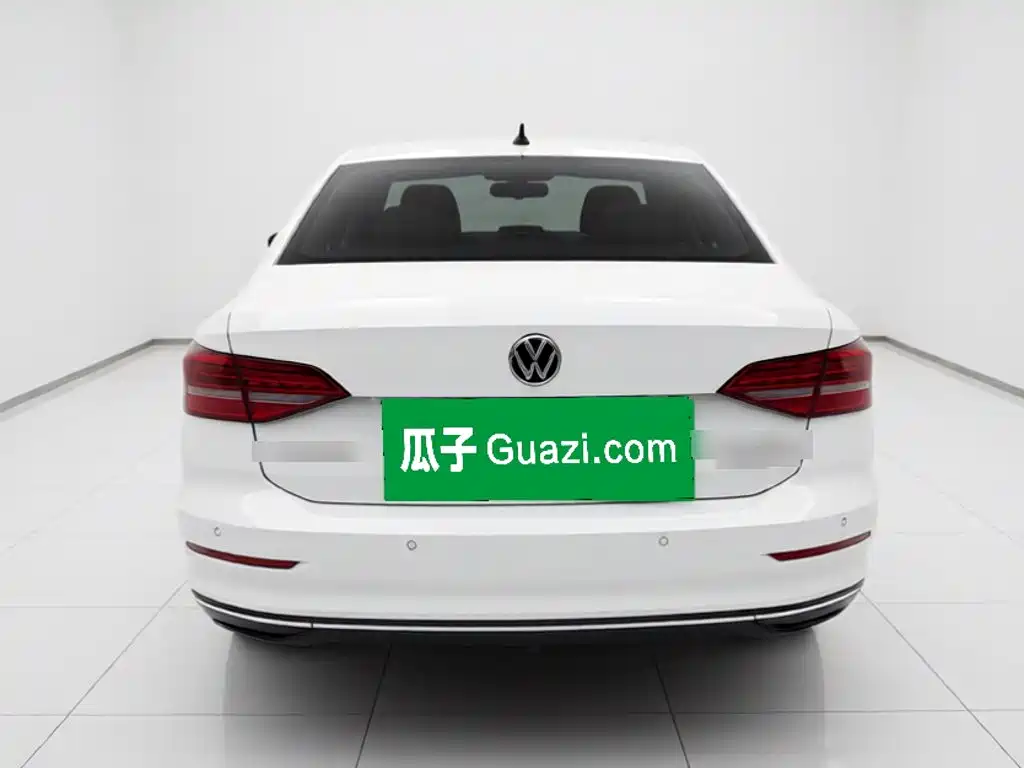 Volkswagen Lavida — миниатюра 5