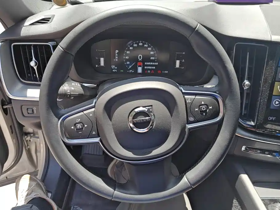 Volvo XC60 — миниатюра 15