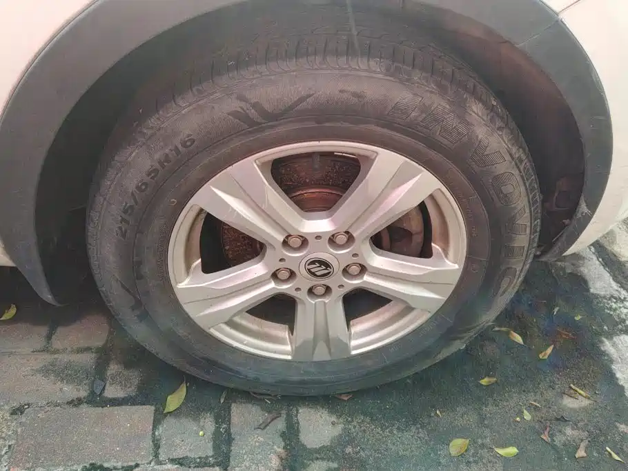 Lifan X60 — миниатюра 6
