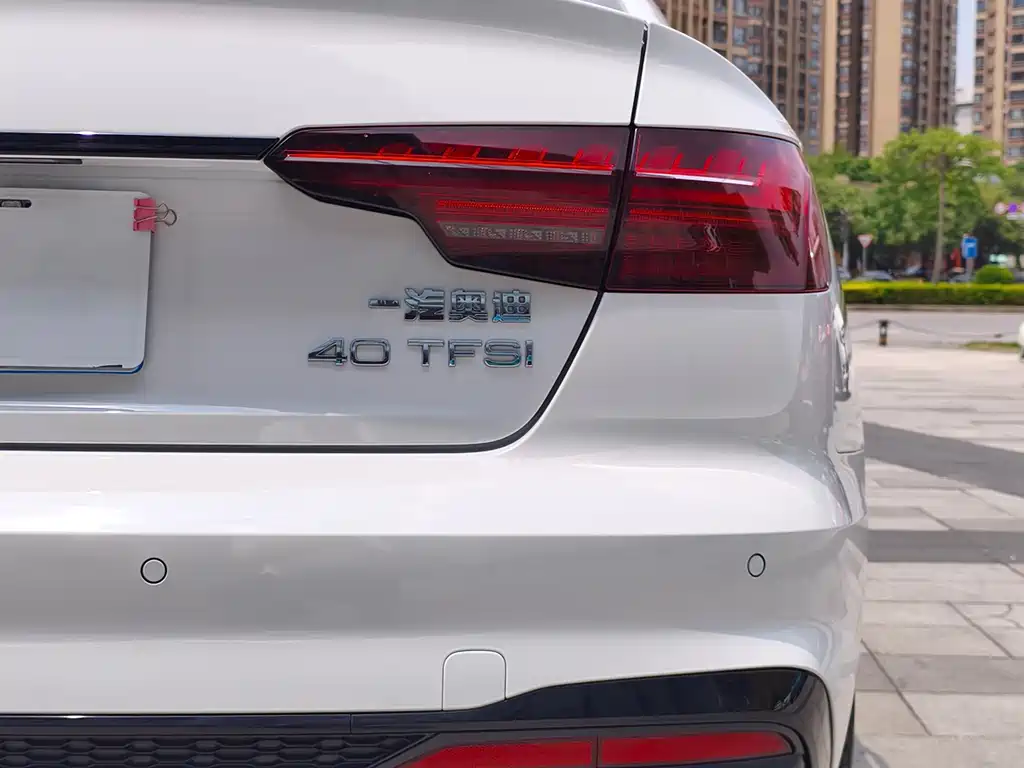 Audi A4L 2024 40 TFSI Luxury