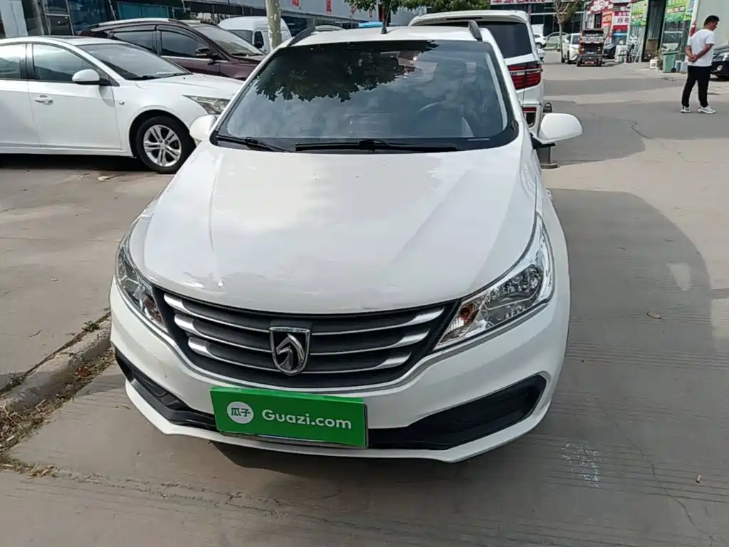 Baojun 310 — миниатюра 3