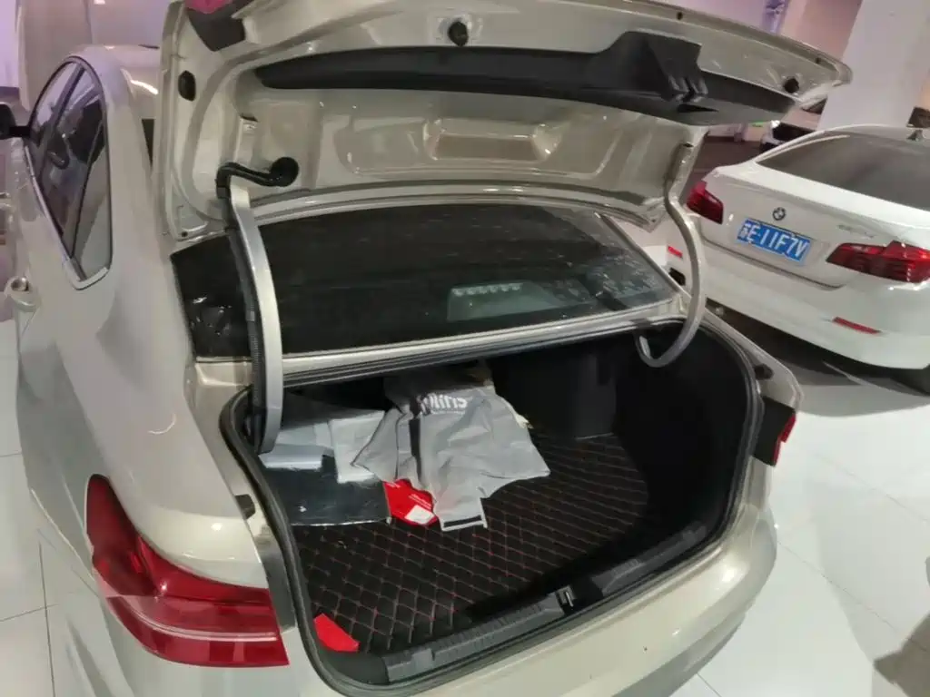 Volkswagen Lavida — миниатюра 19