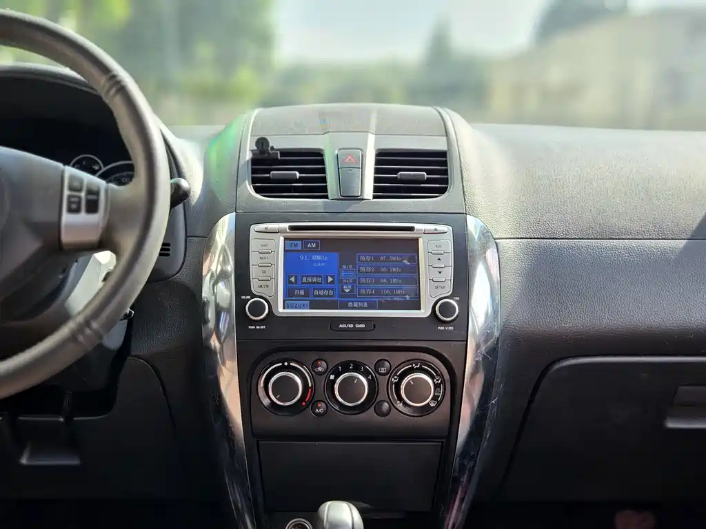 Suzuki SX4 — миниатюра 17