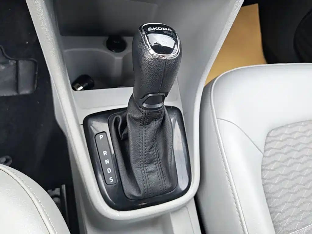 Skoda Rapid — миниатюра 14