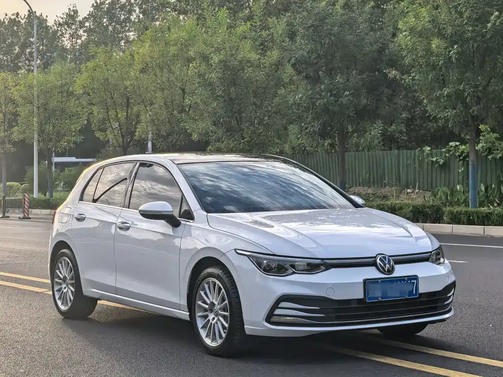 Volkswagen Golf — миниатюра 2