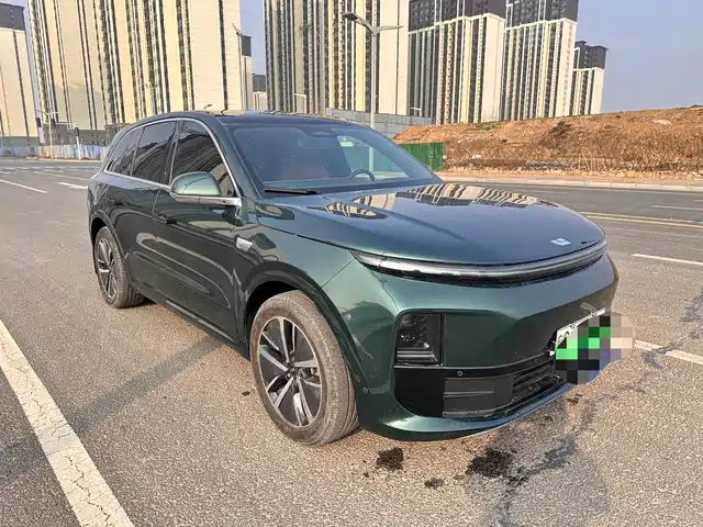 Li Auto IDEAL L6 2024