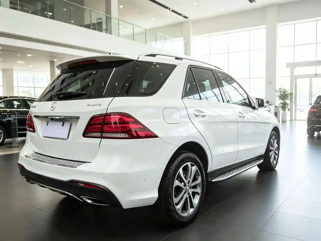Mercedes-Benz GLE (Import) — миниатюра 4