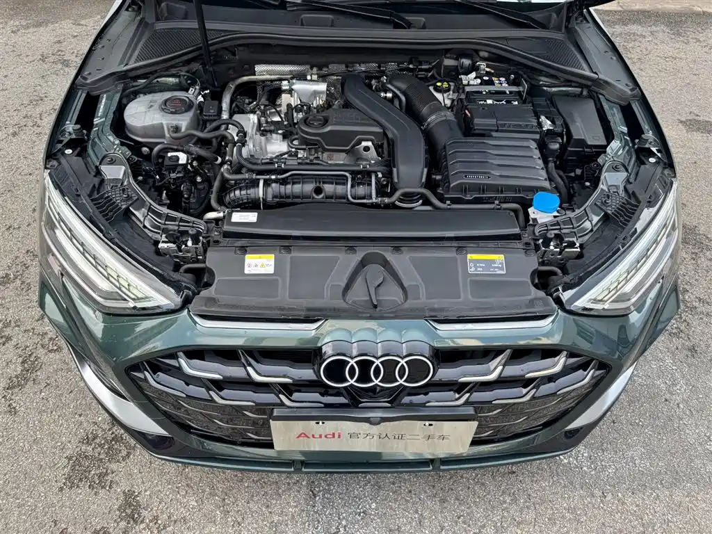 Audi A3 2025 Зеленый из Китая, фото 2