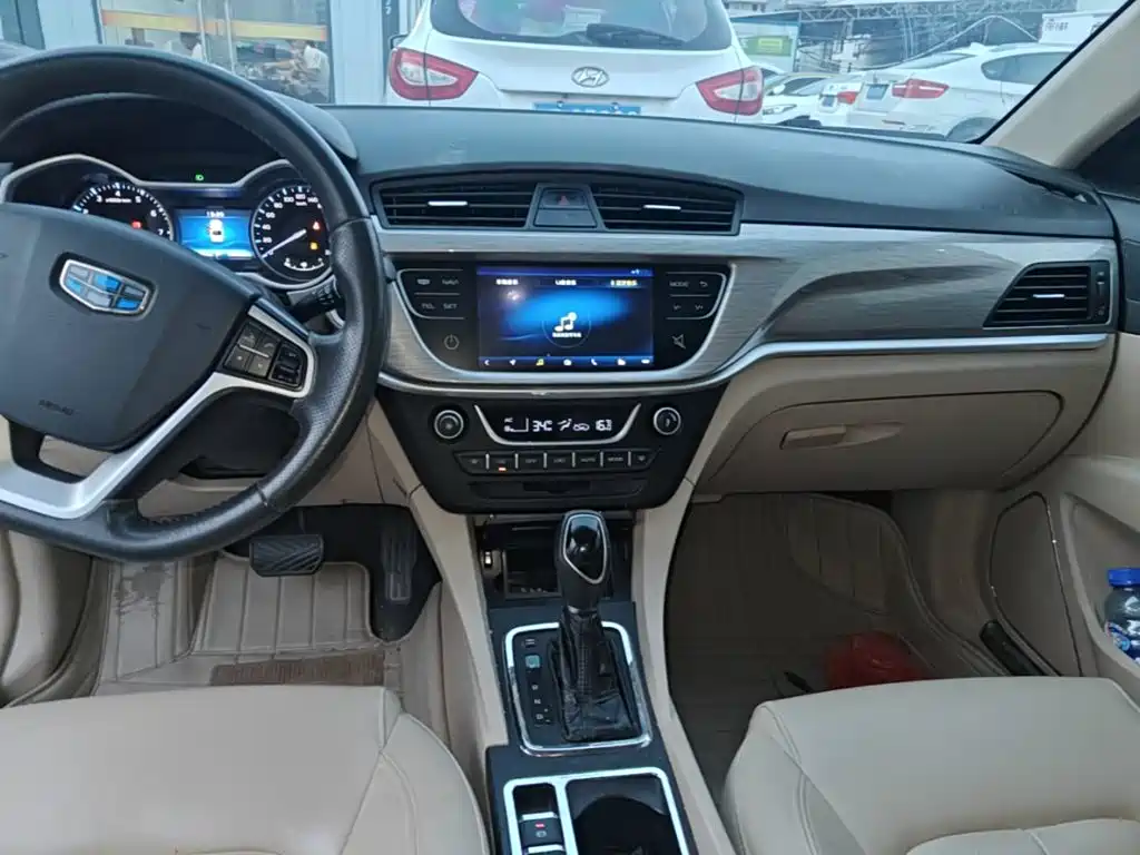 Geely Emgrand — миниатюра 10