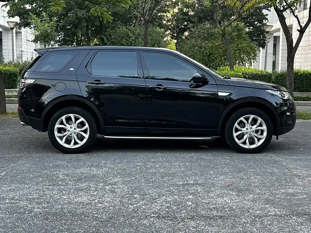 Land Rover Discovery Sport — миниатюра 13