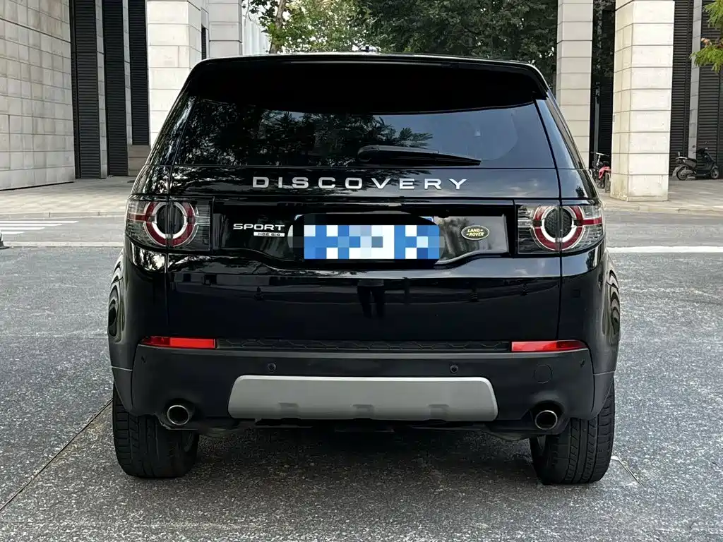 Land Rover Discovery Sport — миниатюра 17