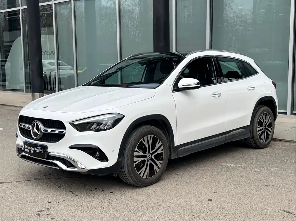 Mercedes-Benz GLA 2024