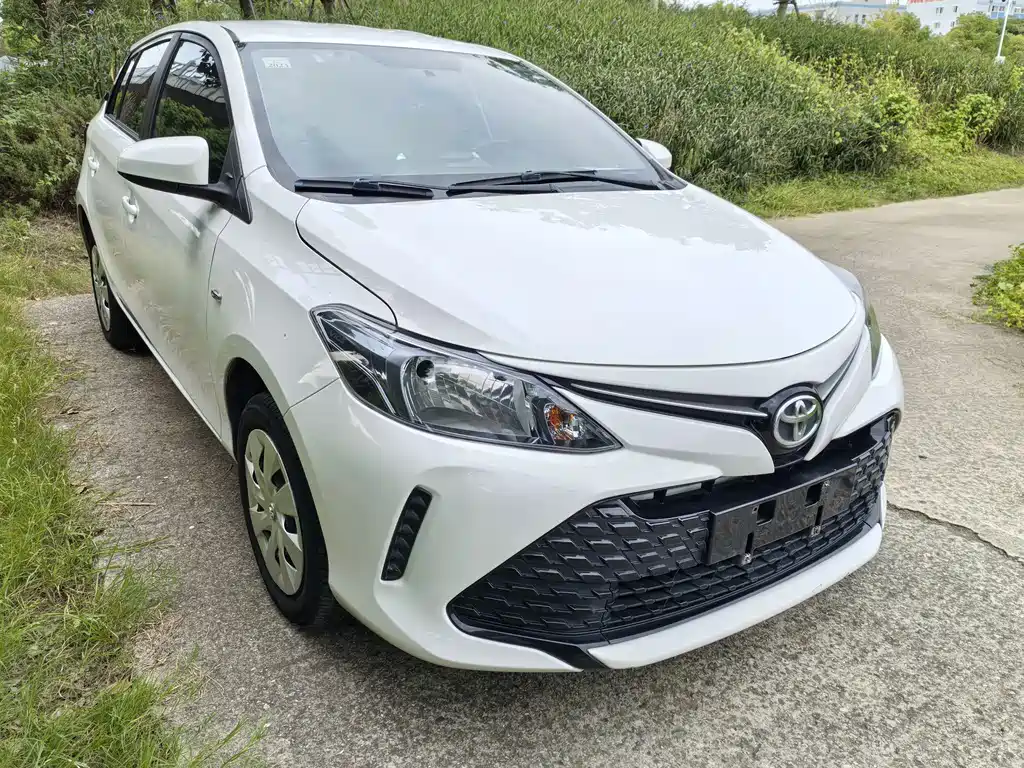 Toyota Vios FS — миниатюра 2