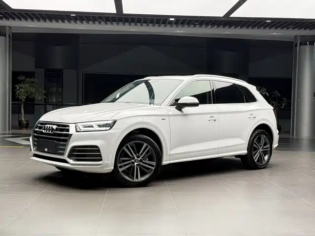 AUDI Q5L 2019