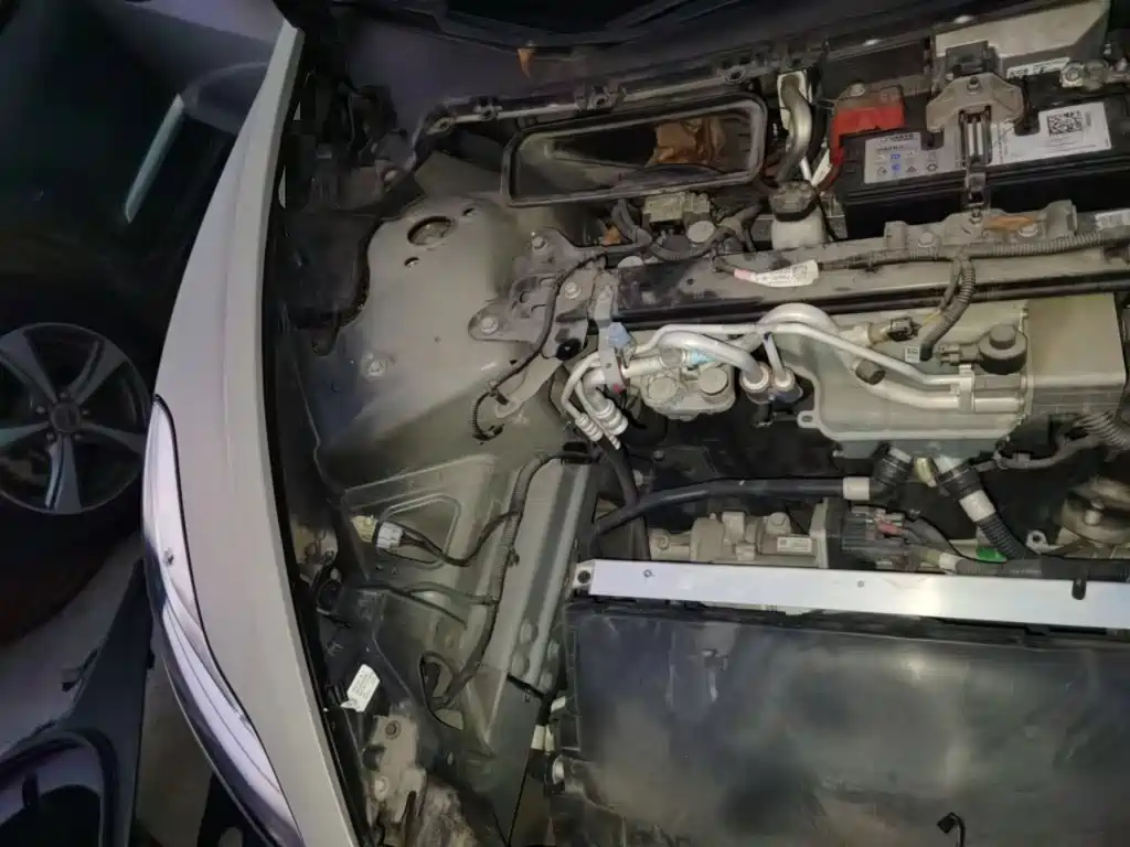 Tesla Model 3 — миниатюра 21