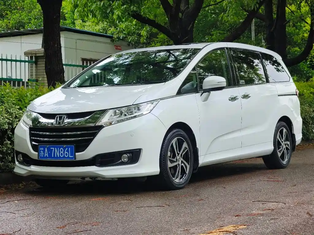 Купить Honda Odyssey