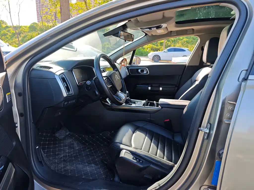 Citroen C6 — миниатюра 5