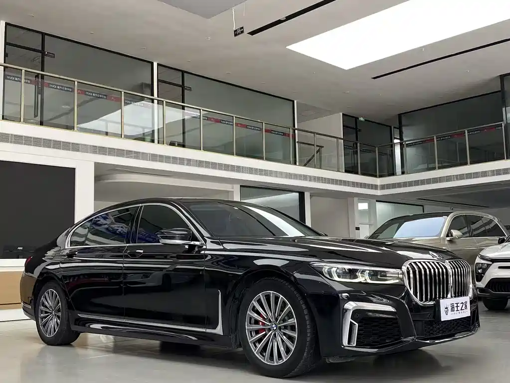 BMW 7 Series 7 2016 730Li Lead