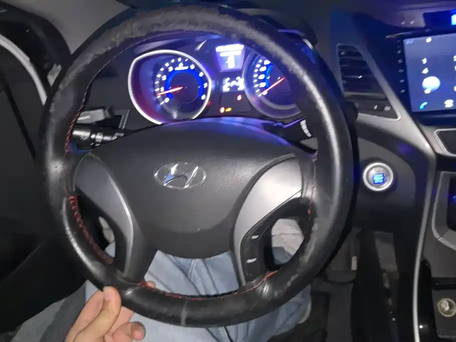 Hyundai Elantra Langdong — миниатюра 15