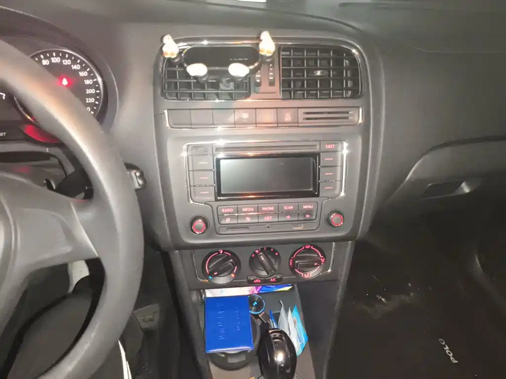 Volkswagen Polo — миниатюра 6