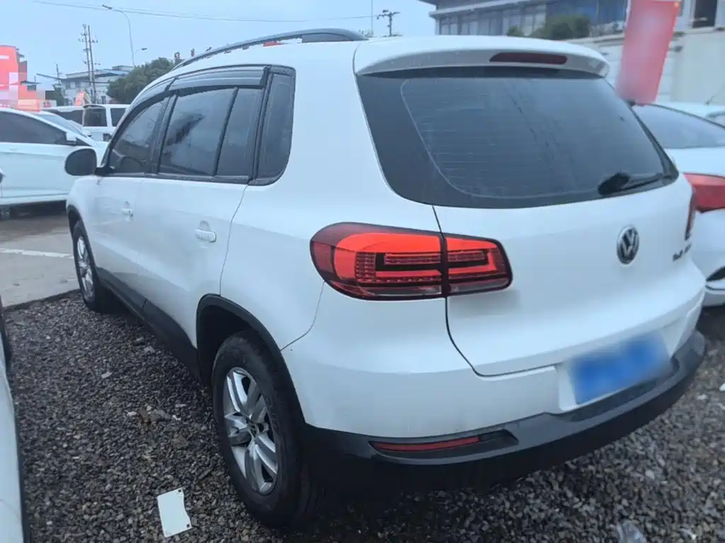 Volkswagen Tiguan — миниатюра 5