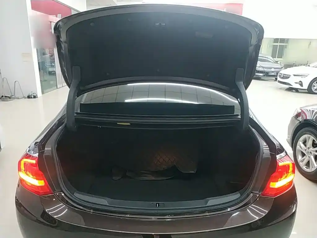 Buick LaCrosse — миниатюра 19