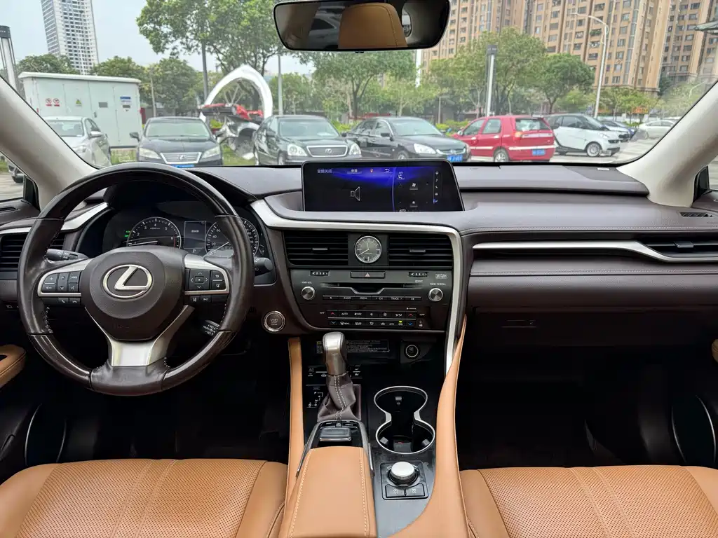Lexus RX — миниатюра 11