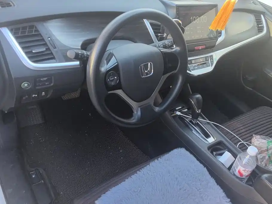 Honda Jade — миниатюра 12