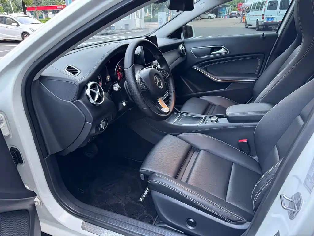 Mercedes-Benz GLA — миниатюра 4