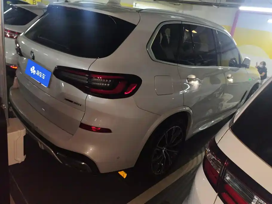 BMW X5 (Import) — миниатюра 3