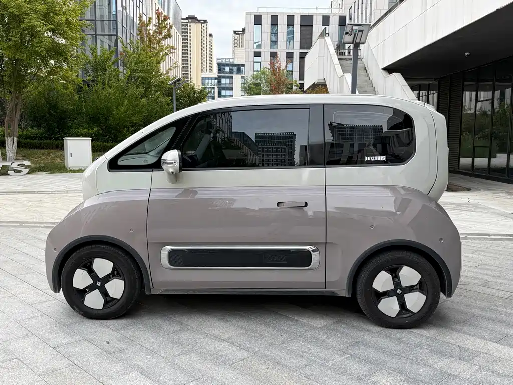 Baojun KiWi EV — миниатюра 3