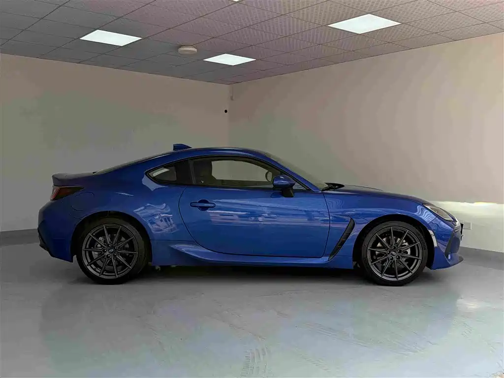 Subaru BRZ — миниатюра 3