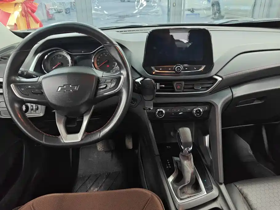 Chevrolet Volando — миниатюра 12