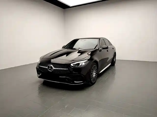 Mercedes-Benz C-Class — миниатюра 3
