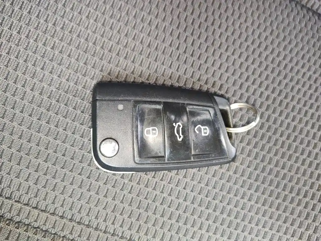 Volkswagen Golf — миниатюра 12