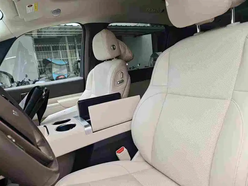 Li Auto Li MEGA — миниатюра 5