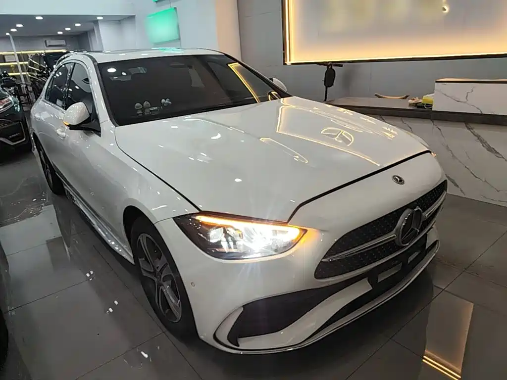Mercedes-Benz C-Class — миниатюра 4
