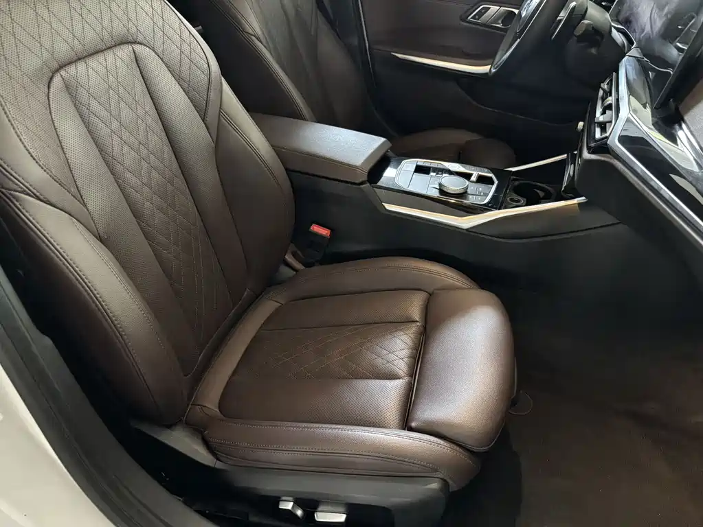 BMW 3 Series — миниатюра 10
