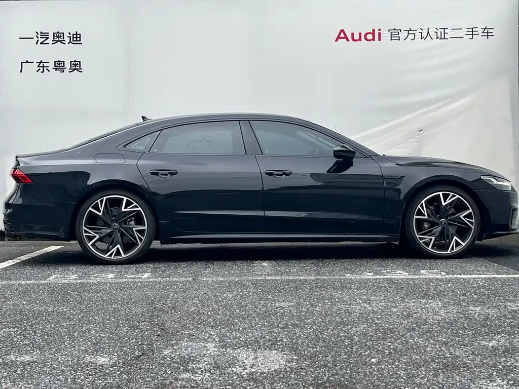 Audi A7L 2025 45 TFSI Luxury