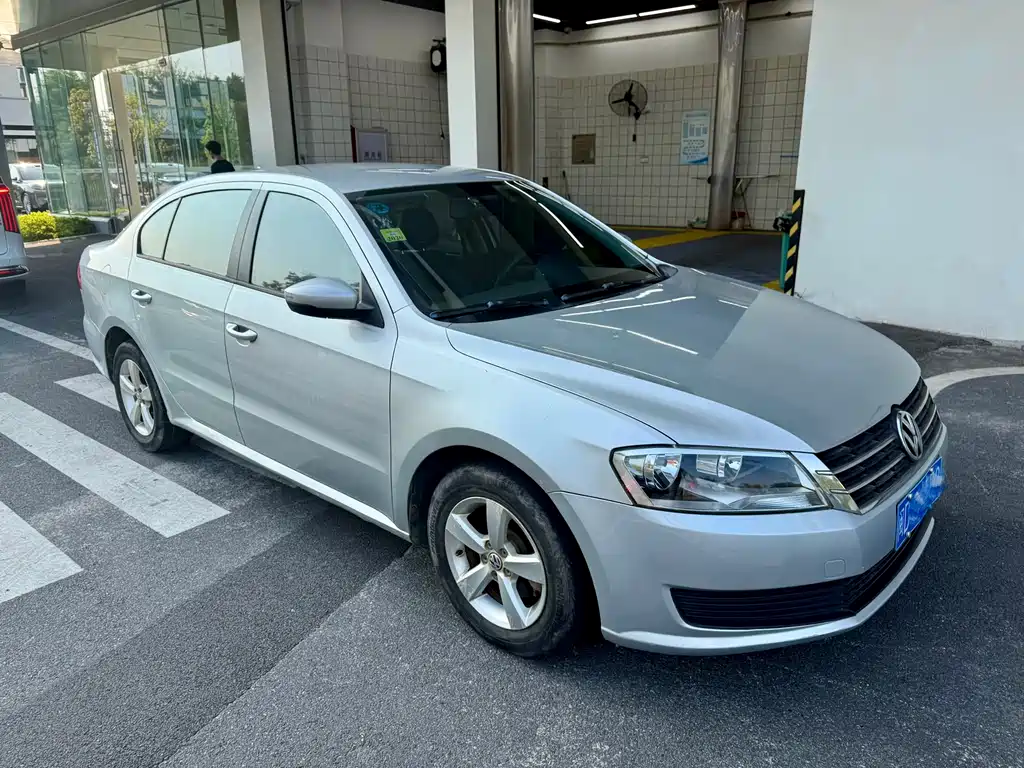 Volkswagen Lavida — миниатюра 3