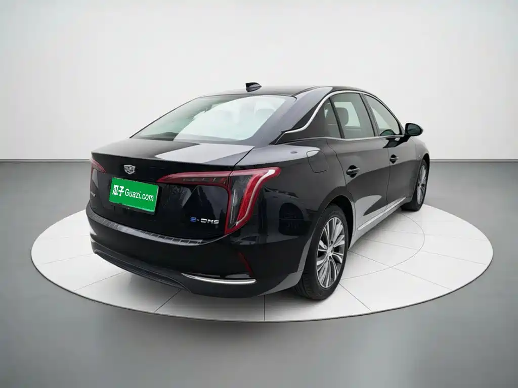 Hongqi Hongqi E-QM5 — миниатюра 6