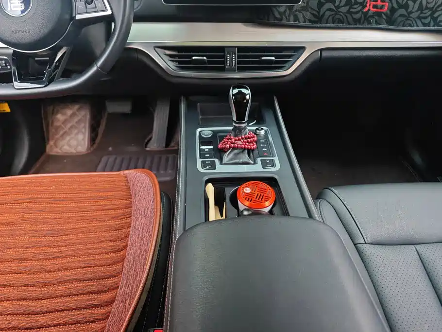 BYD Tang — миниатюра 16