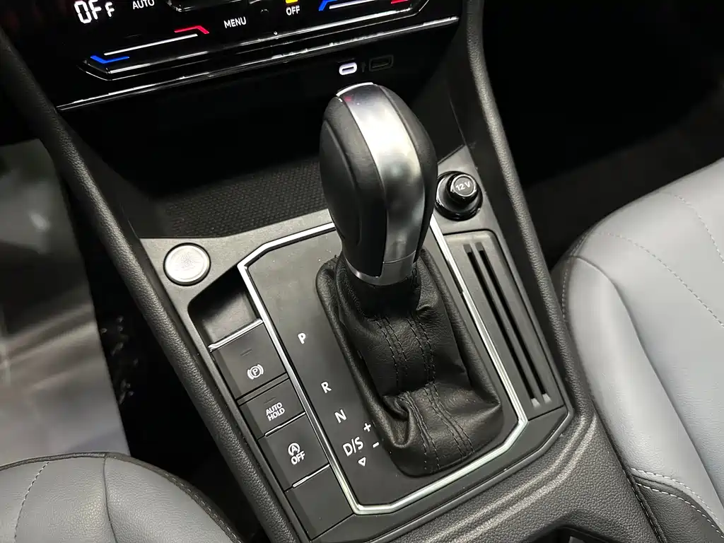 Volkswagen Lavida — миниатюра 15