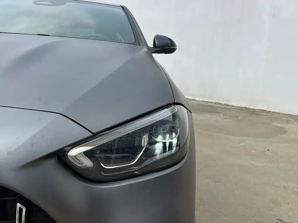 Mercedes-Benz C-Class — миниатюра 11